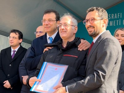 Bayrampaşa Günışığı Konutları Hak Sahiplerine Tapularını Teslim Ettik